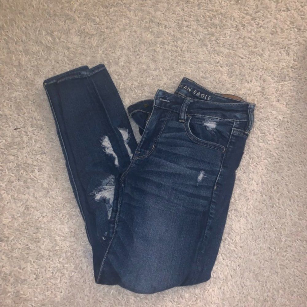 american eagle distressed jeggings